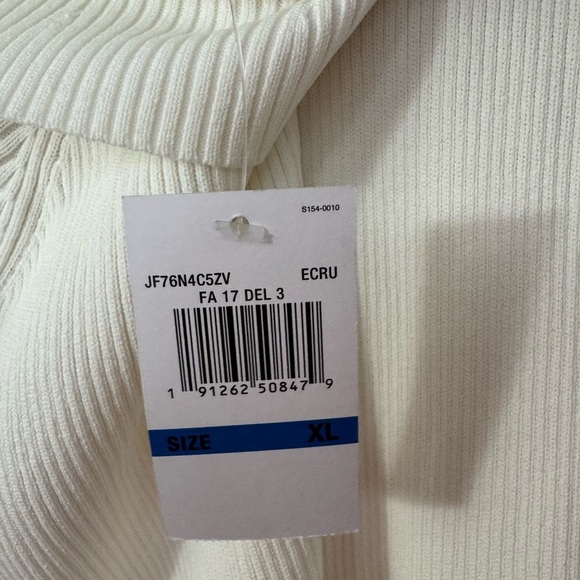 Michael Kors Off the Shoulder Sweater - Picture 7 of 7